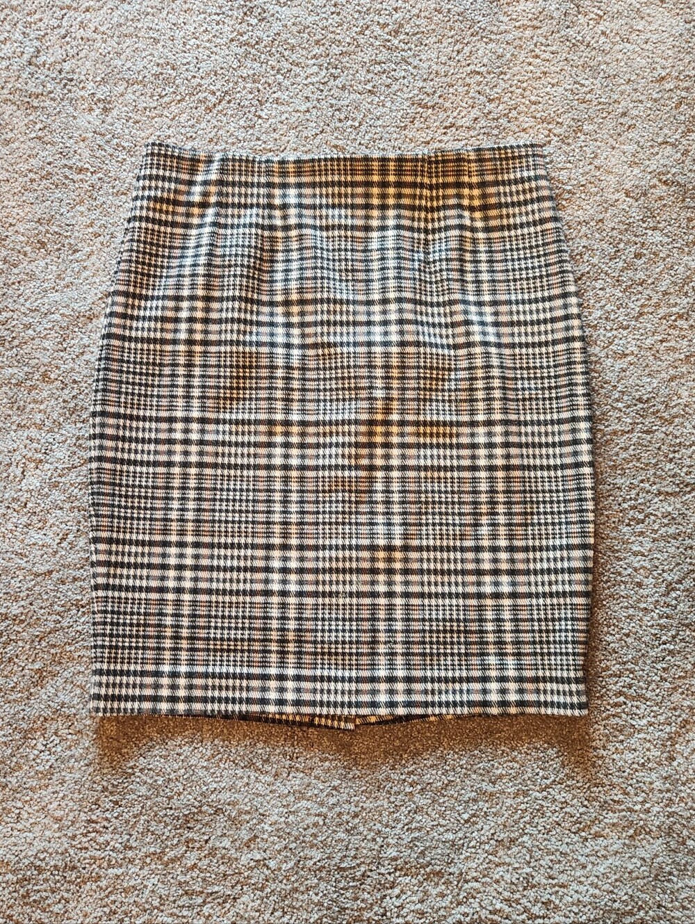 Amanda & Chelsea Black, White and Tan Glen Plaid Pencil Skirt